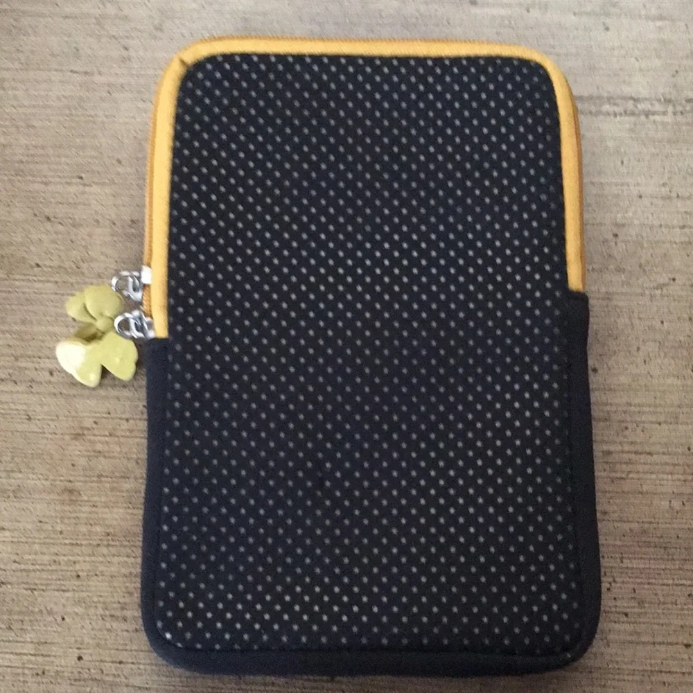 Hello Kitty Tablet IPad Sleeve Carrying Case
